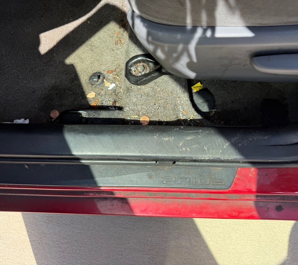 Door Jamb Detail — before